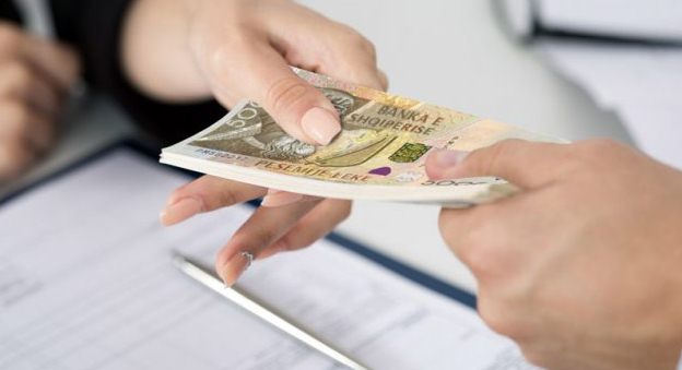 Buxheti 2020 nuk parashikon rritje pagash- Denaj: Mbeshtet reformat e qeverise